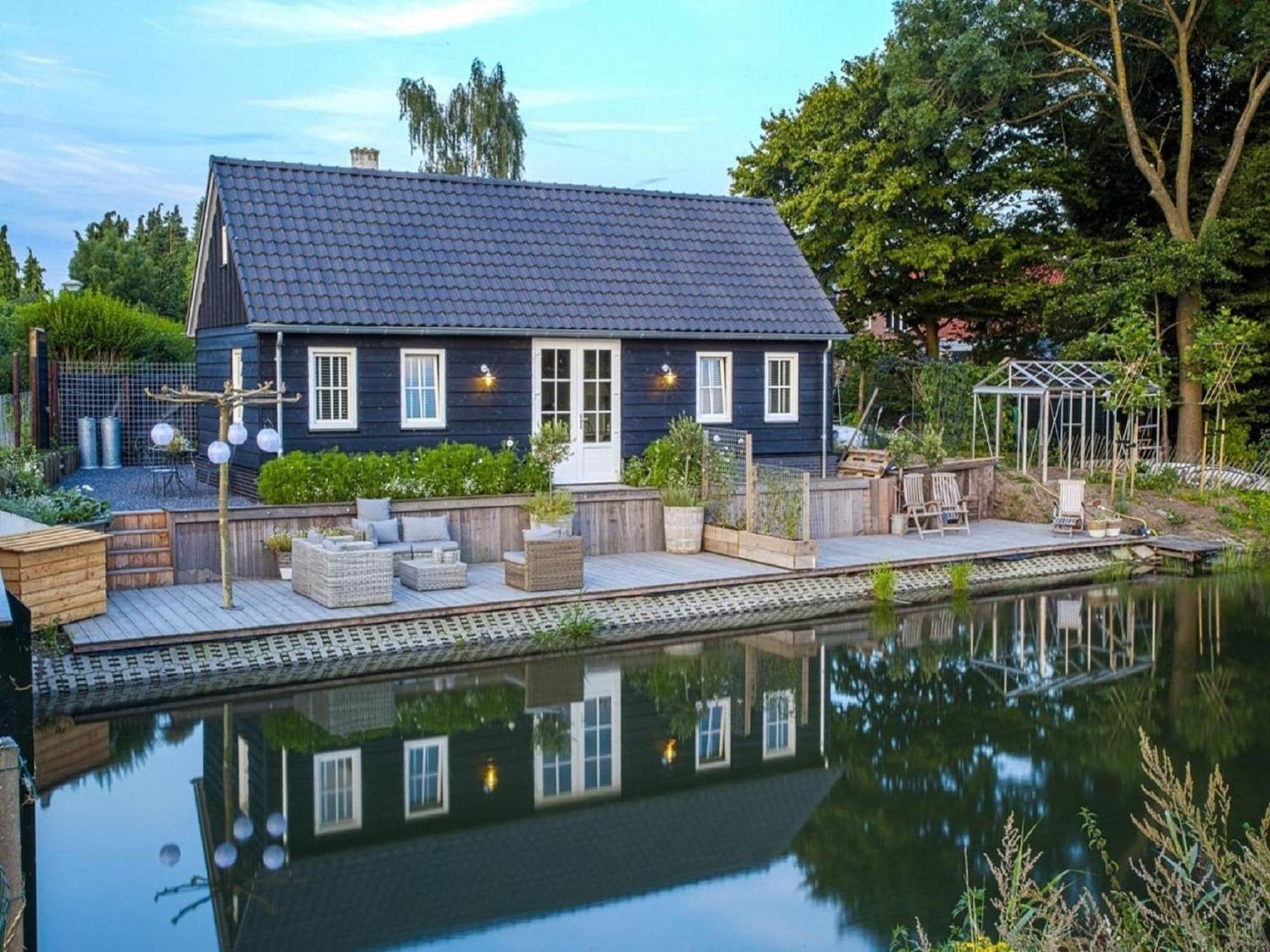 Gorgeous Riverside Chalet In Cothen Exterior foto