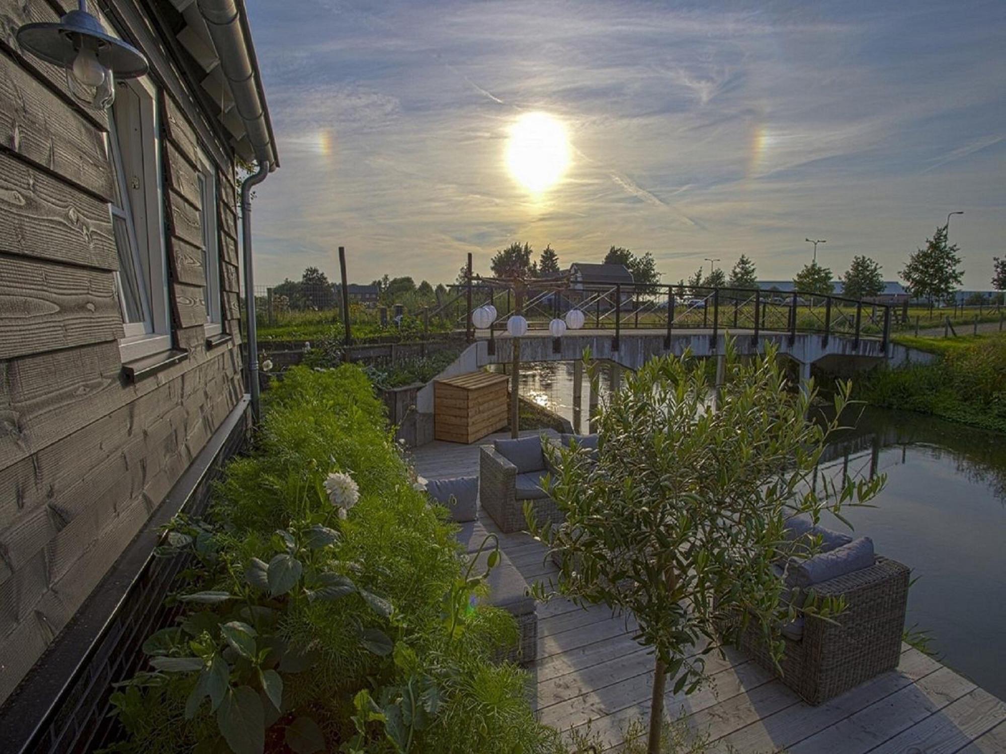 Gorgeous Riverside Chalet In Cothen Exterior foto